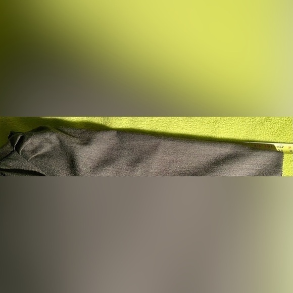 𝅺J9 - Vintage - 2 Piece woman’s suit - Picture 9 of 12